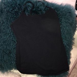 Lululemon black top